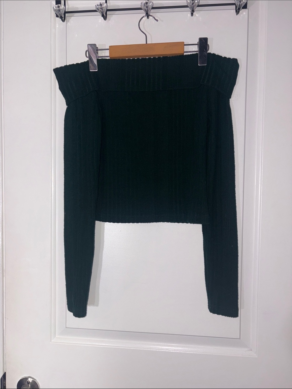Off-Shoulder Ribbed Women's Sweater - Dark Green